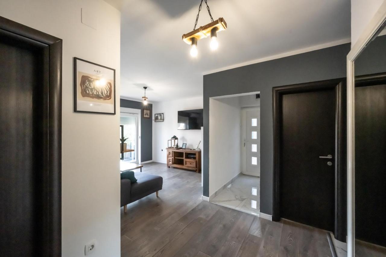 Hedonist Apartment Šibenik Eksteriør billede